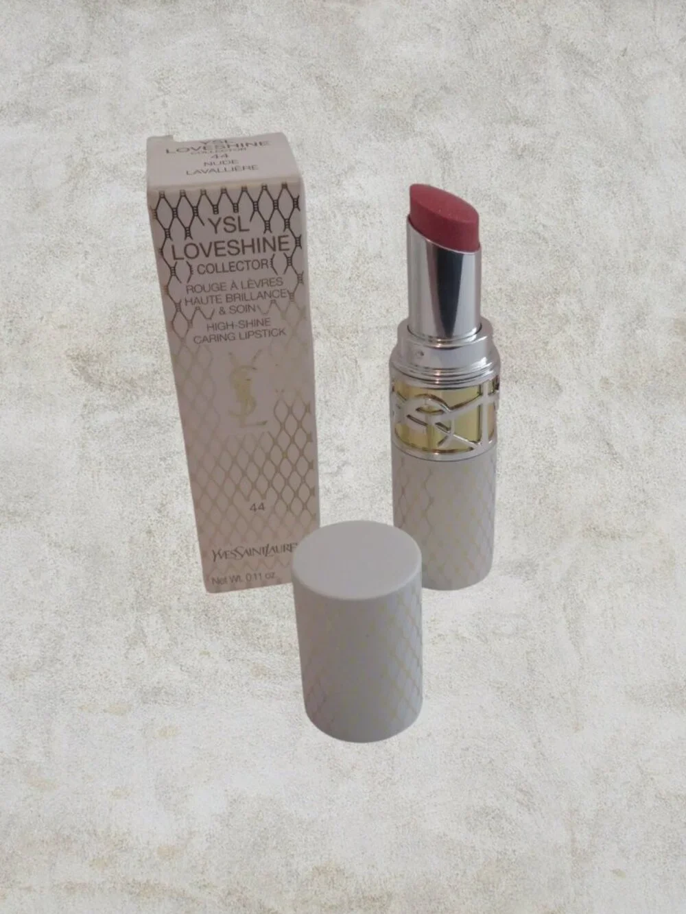 YSL LOVESHINE COLLECTOR 44 (Nude Lavilliere) NIB - Picture 1 of 4